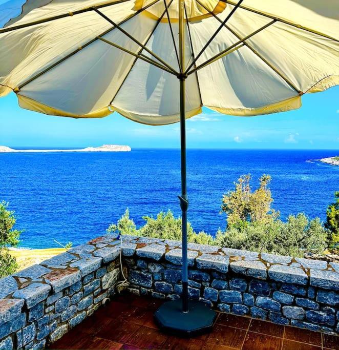 Cozy Cliff Tower W/ Breathtaking Sea Views Villa Agios Georgios Minas Exterior foto